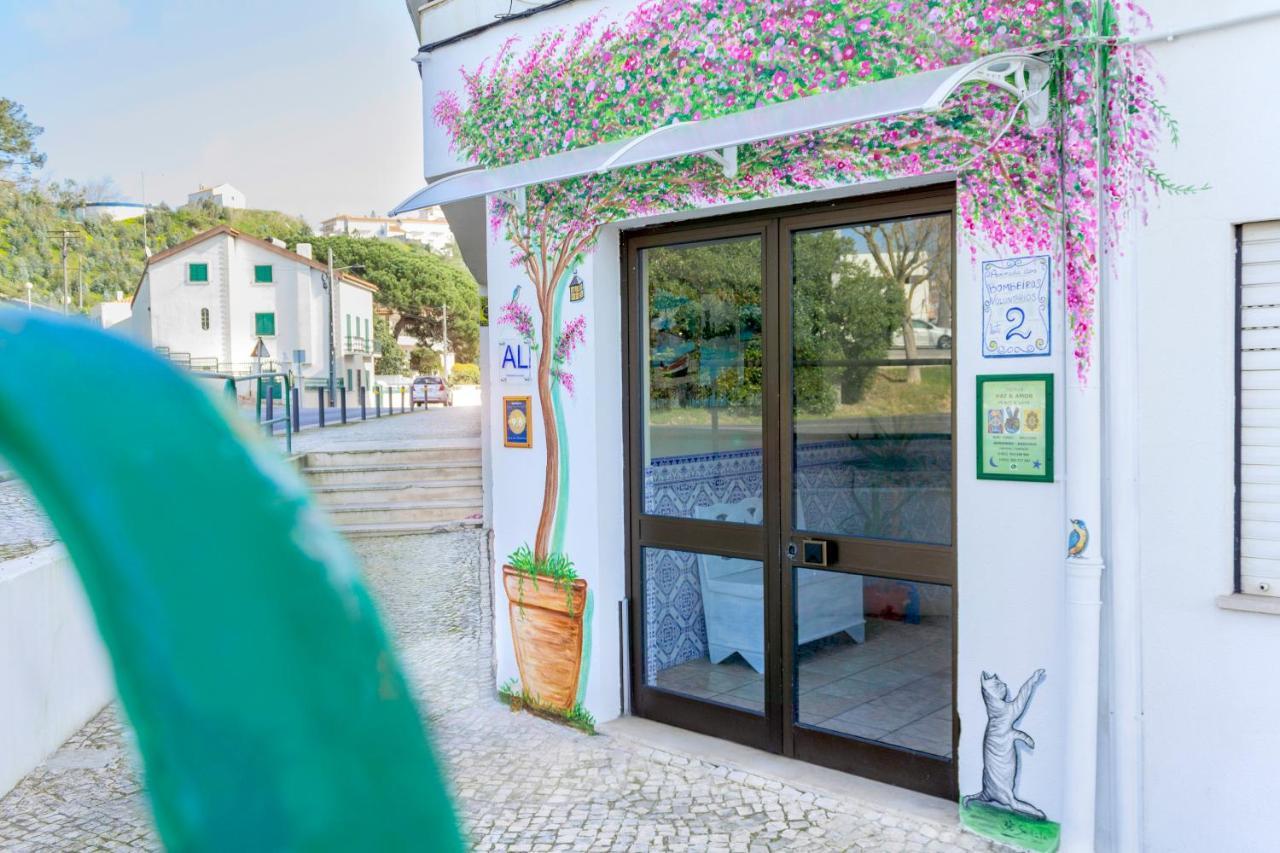 Paz & Amor Guest House - Peace & Love Nazaré Exteriör bild