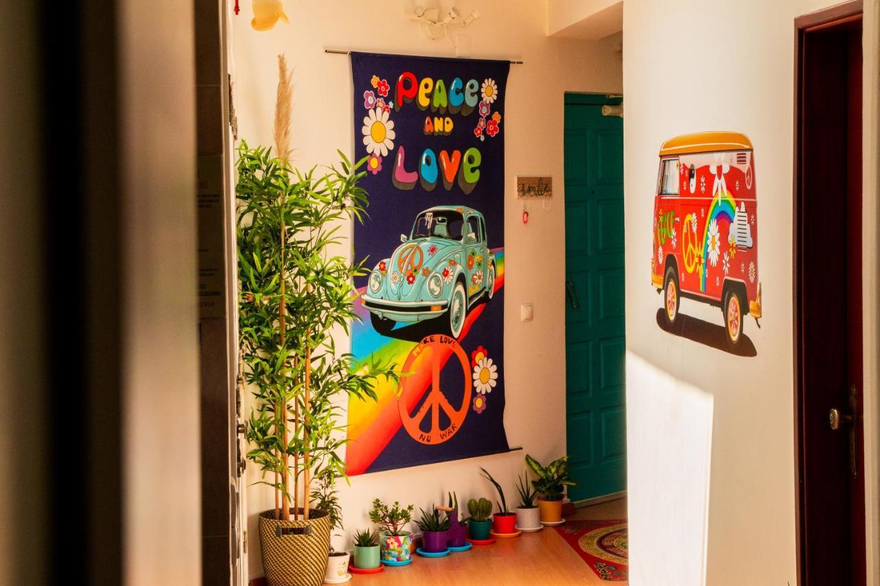 Paz & Amor Guest House - Peace & Love Nazaré Exteriör bild