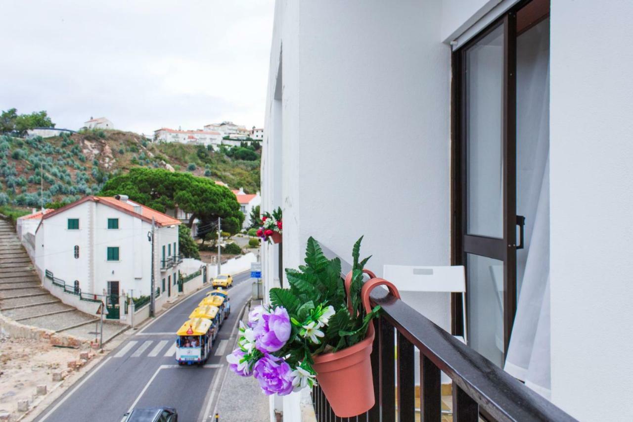 Paz & Amor Guest House - Peace & Love Nazaré Exteriör bild