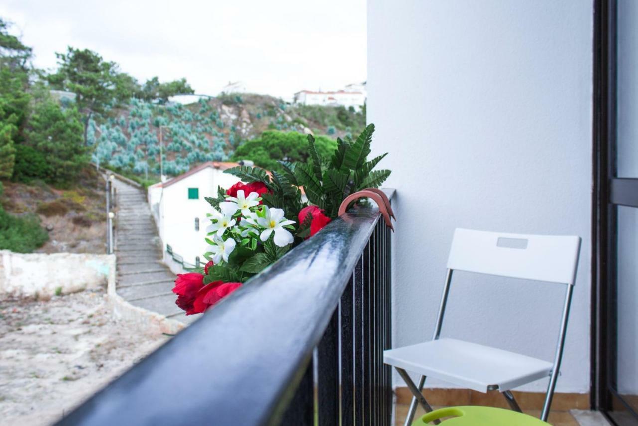 Paz & Amor Guest House - Peace & Love Nazaré Exteriör bild